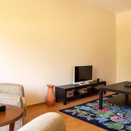 Lovely Flat Near Public Transportation In Izmir Exterior photo